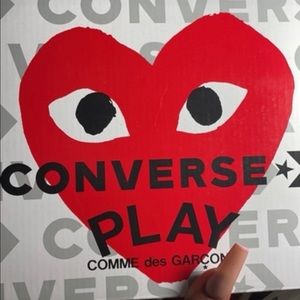 COMMO DES GARÇONS PLAY